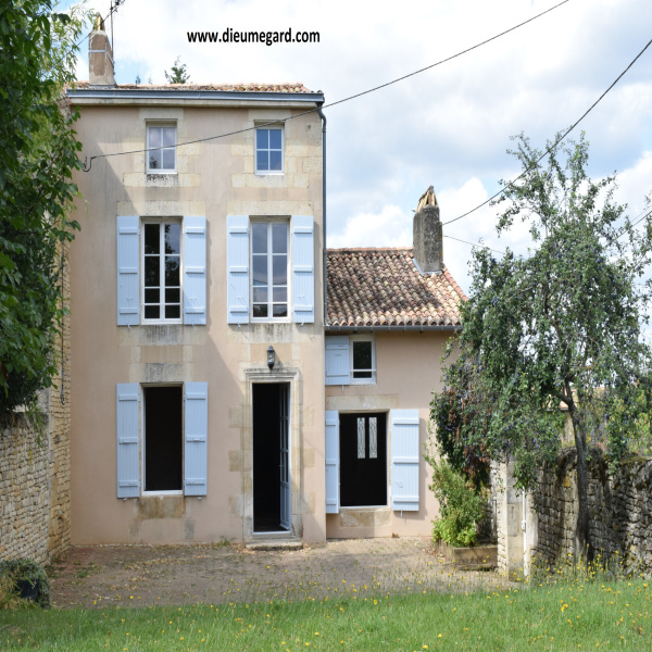 Offres de location Maison Sainte-Néomaye 79260